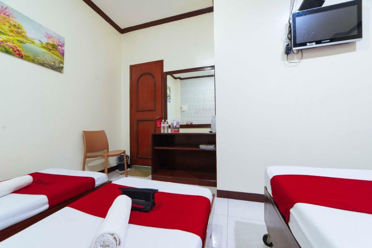 Reddoorz @ Davao Hub General Luna Exterior foto